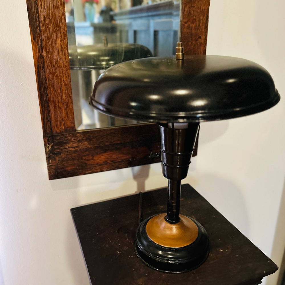 Vintage Black and Gold Table Lamp